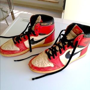 A classic / Purchased in 1986 - Air Jordan 1